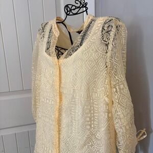 NWT Erika Yellow and Cream Lace Blouse, 3/4 Sleeves, NEW